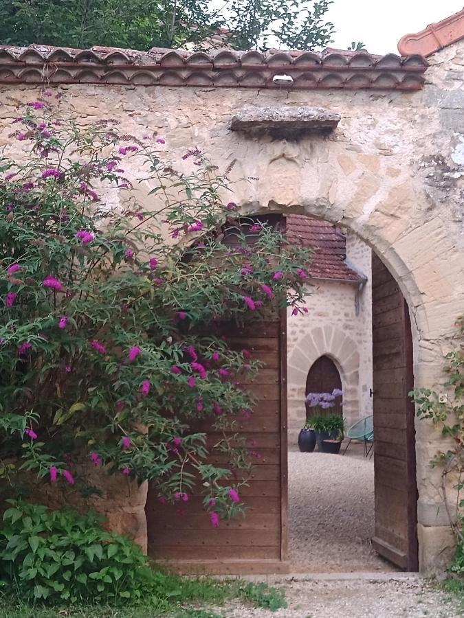Bed and Breakfast Les Granges De L Abbaye Ginals Exteriér fotografie